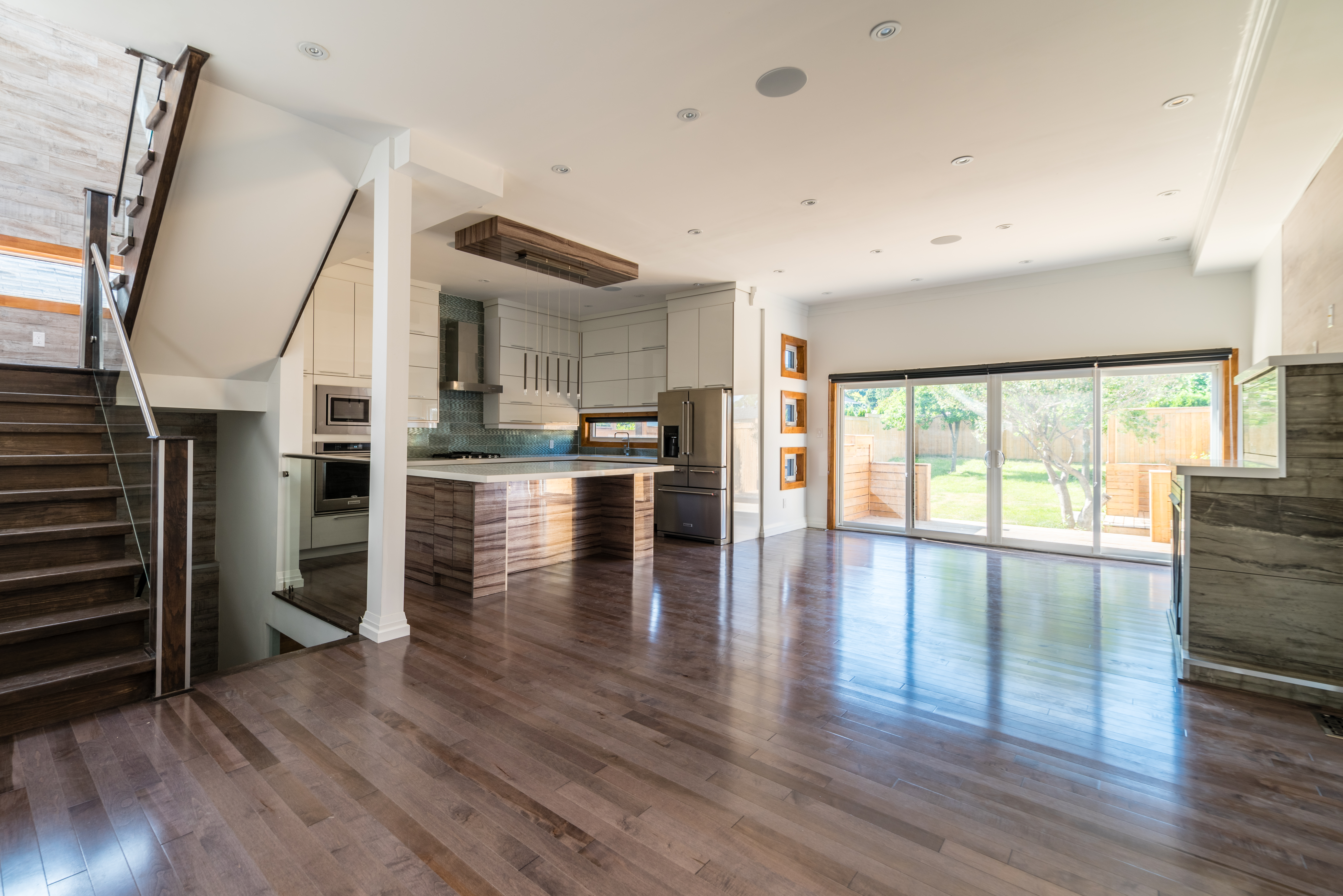 Featured central skylight well.