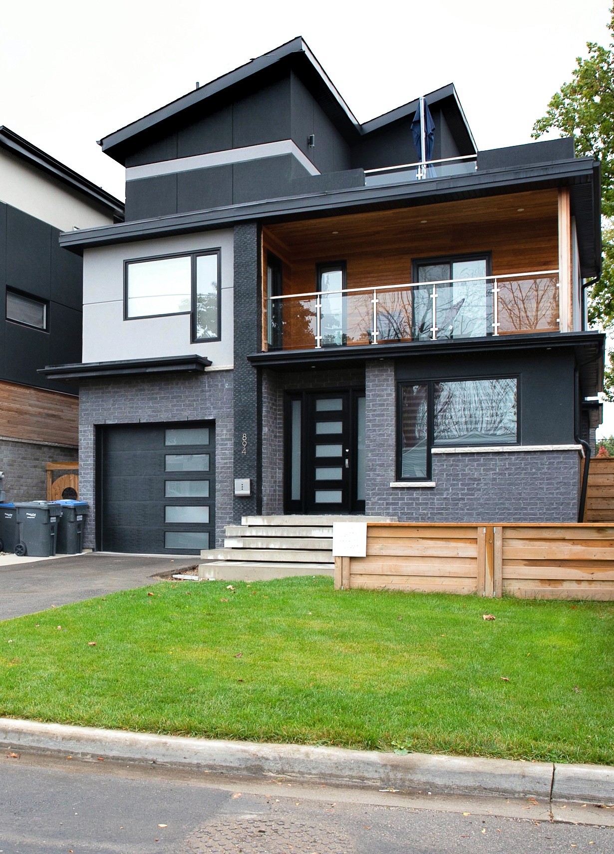 Featured central skylight well.