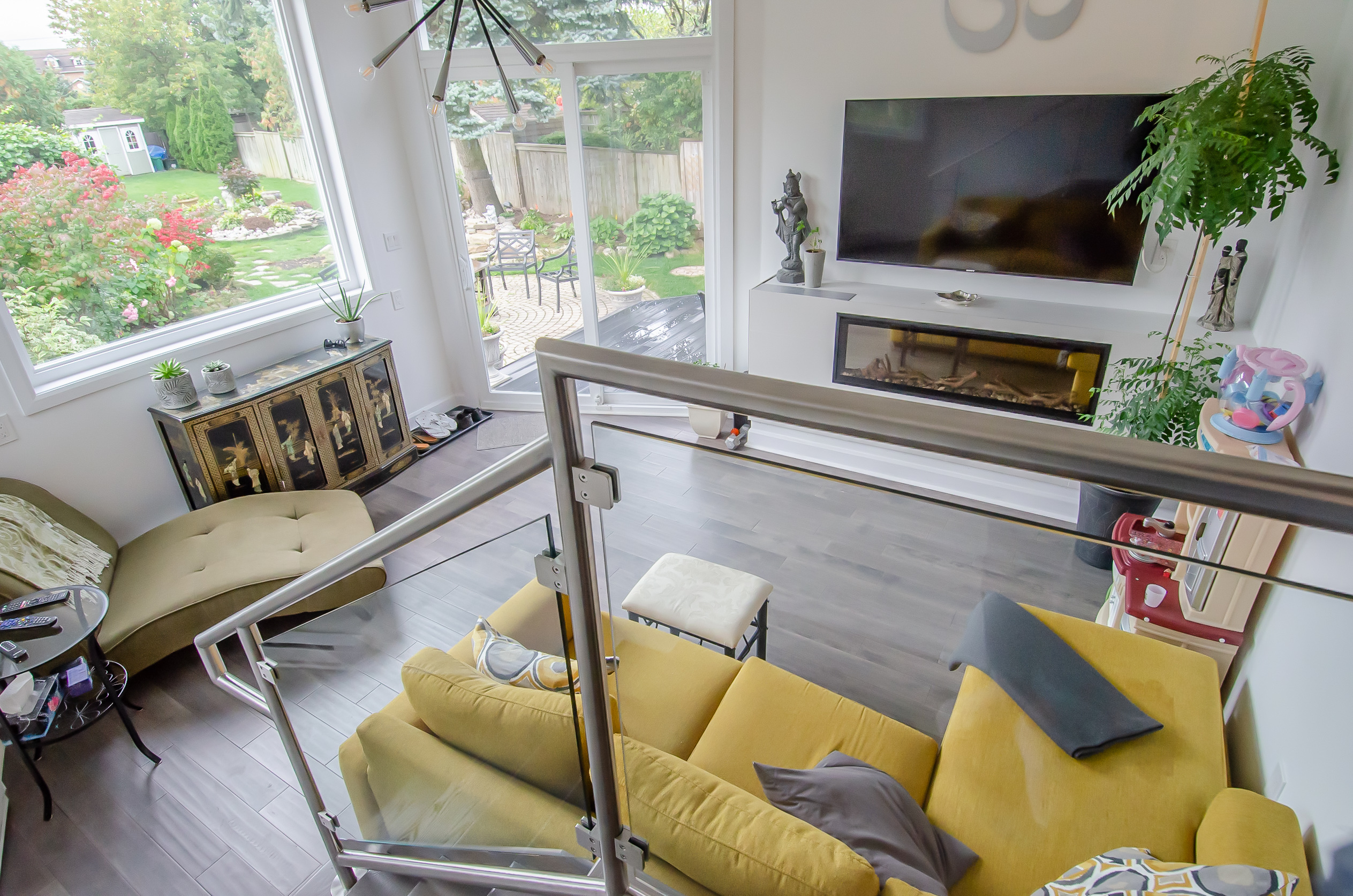 Rear yard deck to be phased.